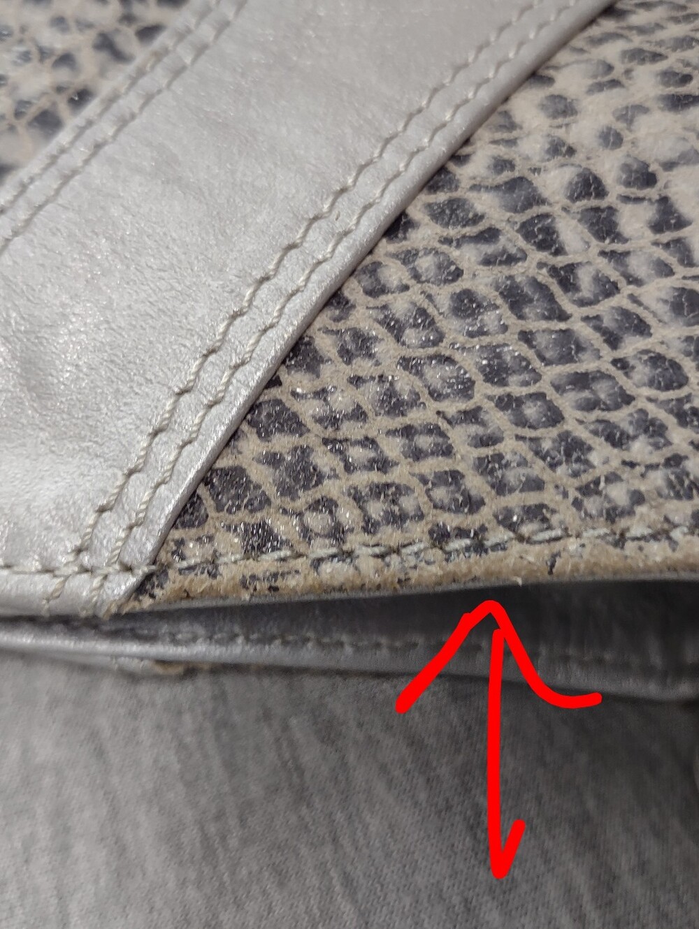 Michael Rome Leather Bag - Picture 5 of 8
